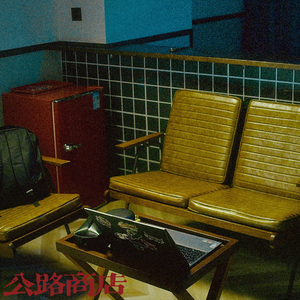 王馨瑶奶头走光露两点
